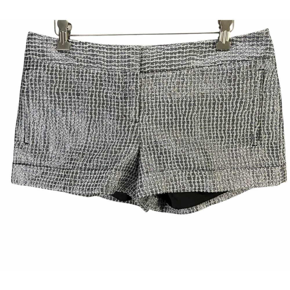 Express Tweed Shorts Women 6 Silver Metallic‎ Black Pockets Cuffed Lined Party